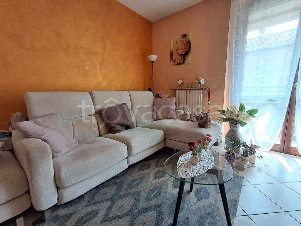 appartamento in vendita a Cantù in zona Vighizzolo