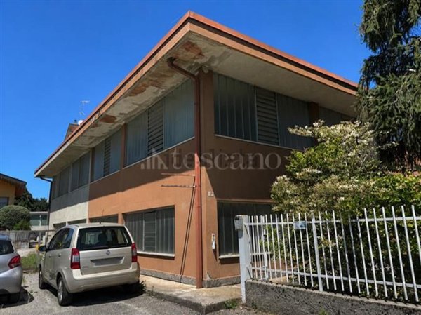casa semindipendente in vendita a Cantù