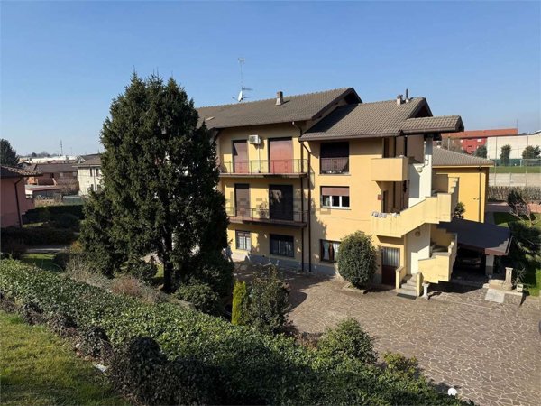 appartamento in vendita a Cantù in zona Vighizzolo