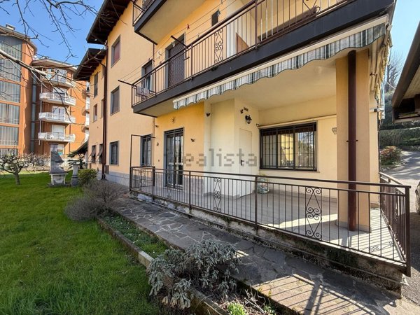 appartamento in vendita a Cantù in zona Vighizzolo