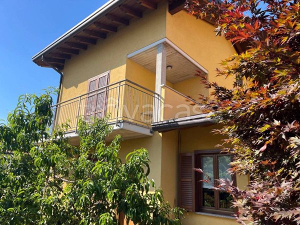casa indipendente in vendita a Cantù
