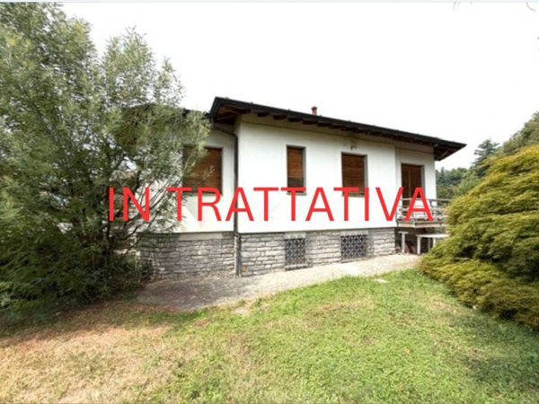 casa indipendente in vendita a Cantù