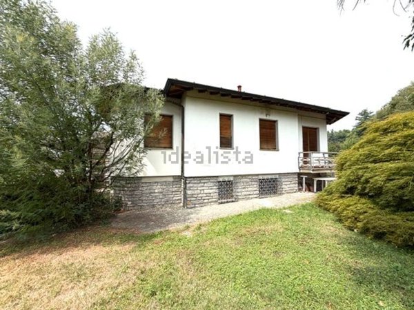casa indipendente in vendita a Cantù