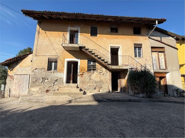 casa indipendente in vendita a Cantù