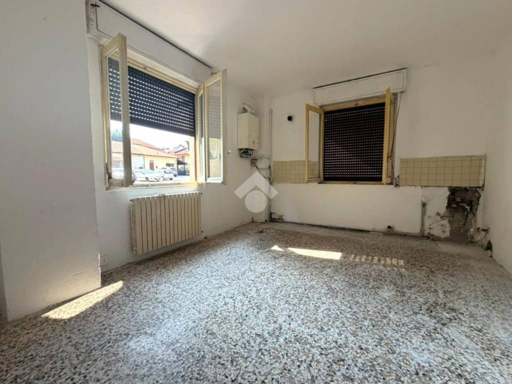 casa indipendente in vendita a Cantù in zona Vighizzolo