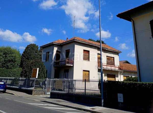 appartamento in vendita a Cantù in zona Vighizzolo