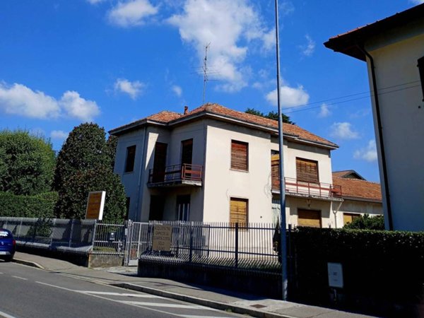 appartamento in vendita a Cantù in zona Vighizzolo