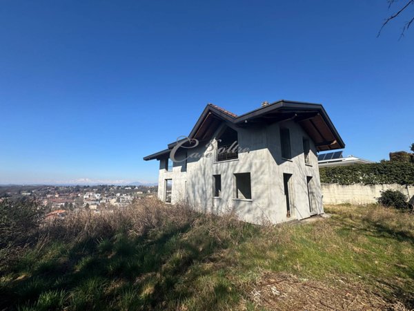 casa indipendente in vendita a Cantù