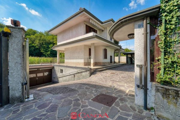 casa indipendente in vendita a Cantù in zona Cantù Asnago