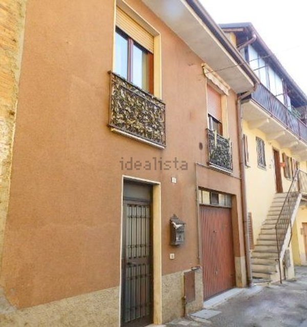 casa indipendente in vendita a Cantù in zona Cascina Amata