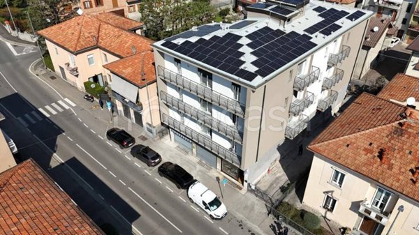 appartamento in vendita a Cantù in zona Vighizzolo