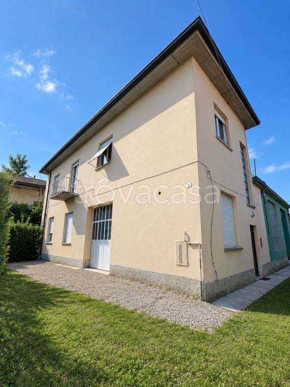 casa indipendente in vendita a Cantù
