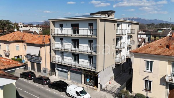 appartamento in vendita a Cantù in zona Vighizzolo