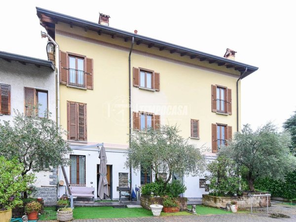 casa indipendente in vendita a Cantù