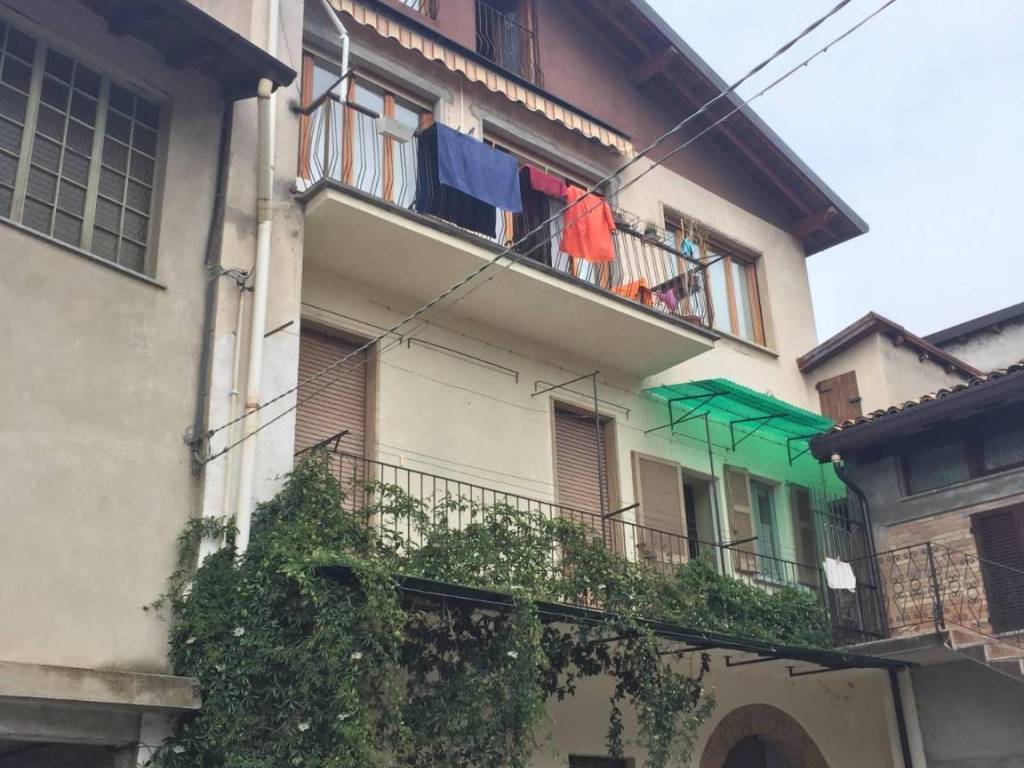 appartamento in vendita a Canzo