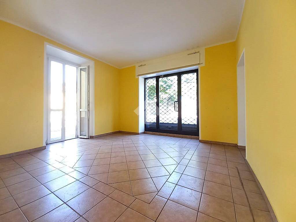 appartamento in vendita a Canzo
