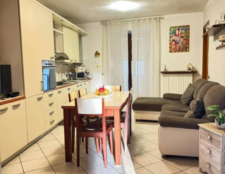 appartamento in vendita a Canzo