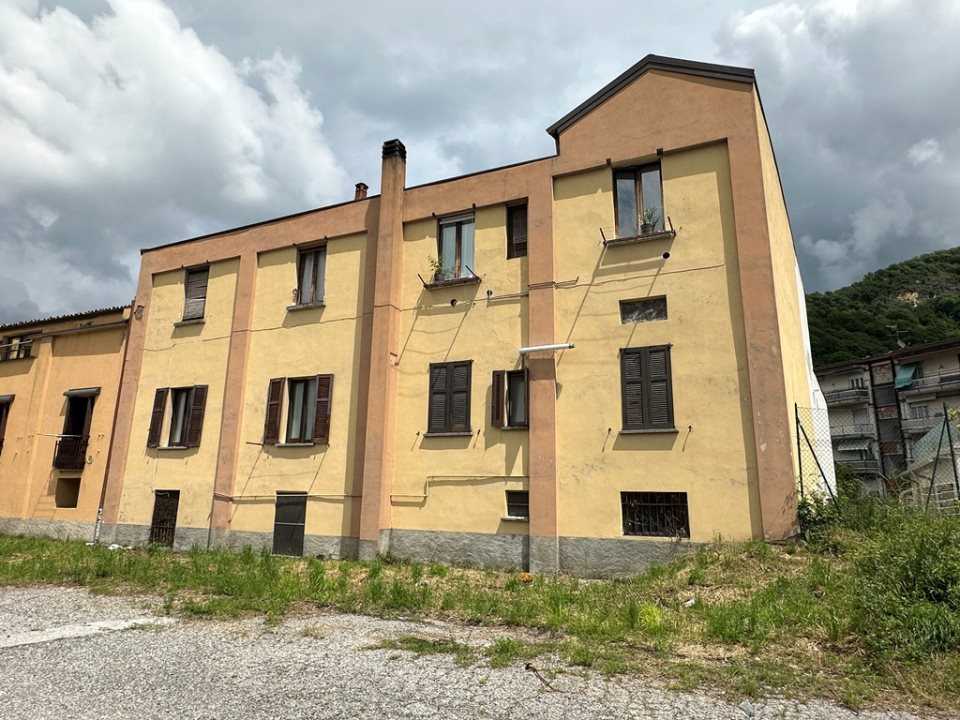 appartamento in vendita a Canzo