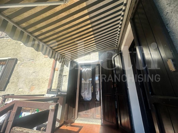 appartamento in vendita a Canzo