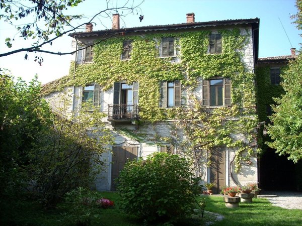 appartamento in vendita a Canzo