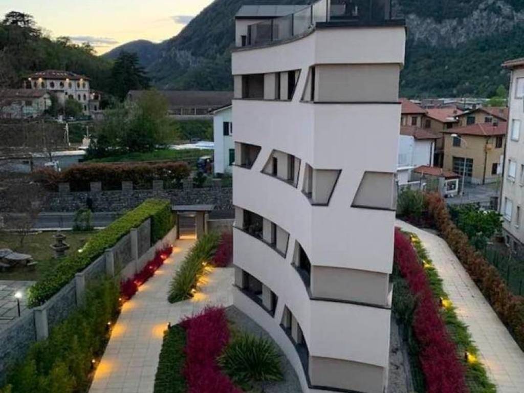 appartamento in vendita a Canzo