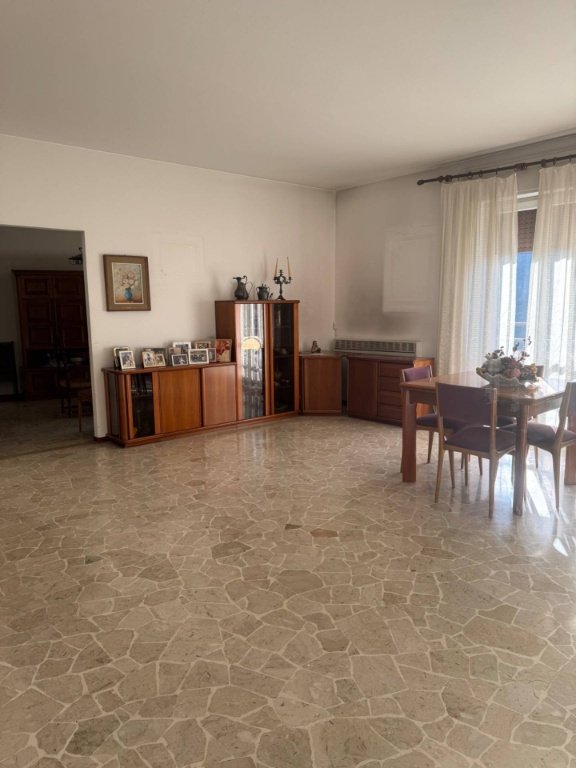 appartamento in vendita a Canzo