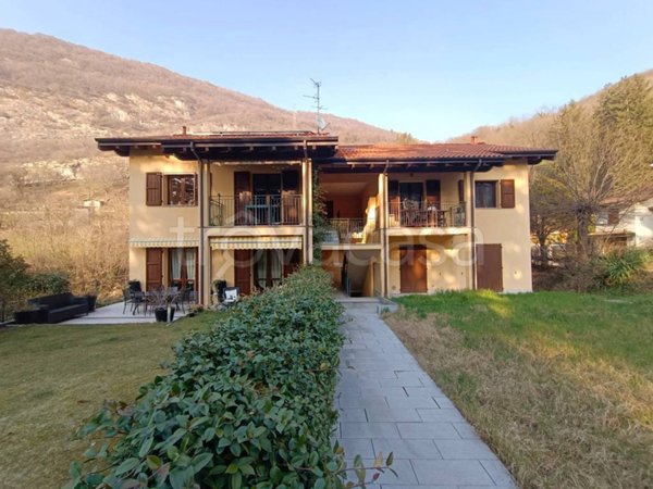 appartamento in vendita a Canzo