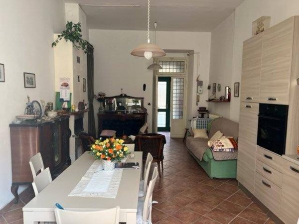 appartamento in vendita a Canzo