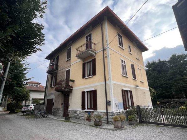 appartamento in vendita a Canzo