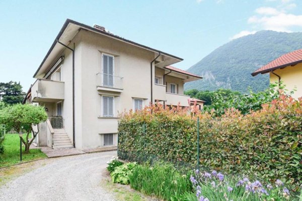 appartamento in vendita a Canzo