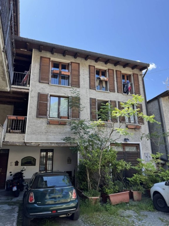 quadrivano in vendita a Canzo