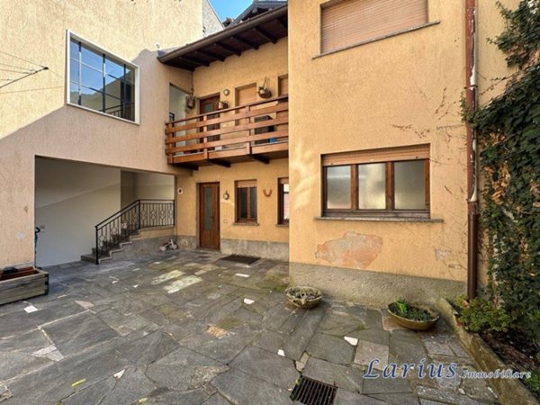 appartamento in vendita a Canzo