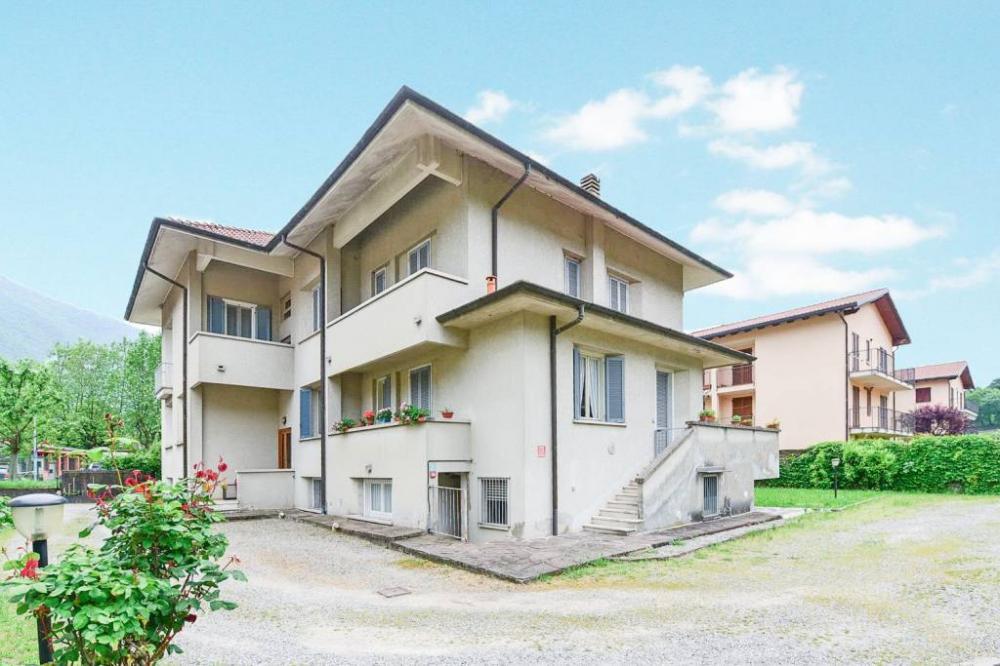 appartamento in vendita a Canzo