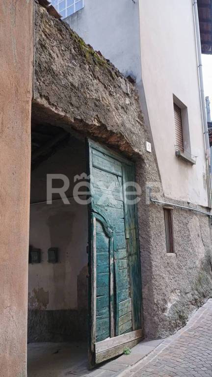 appartamento in vendita a Canzo
