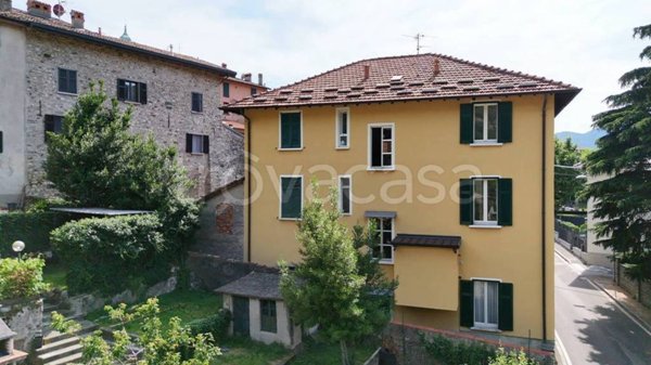 appartamento in vendita a Canzo