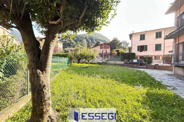 appartamento in vendita a Canzo