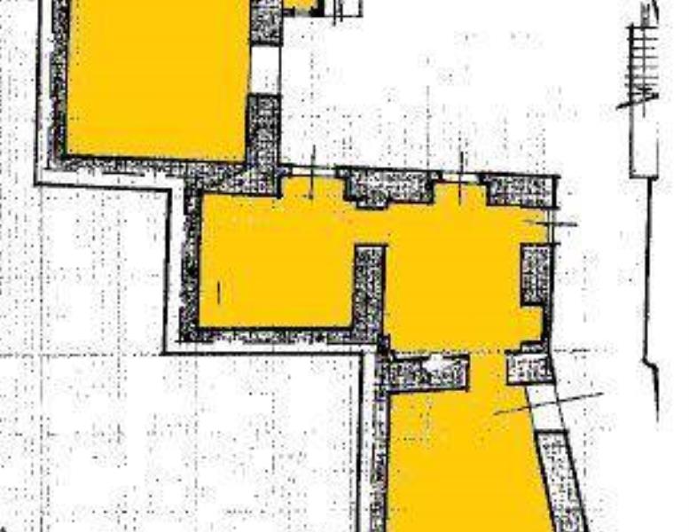 negozio in vendita a Canzo