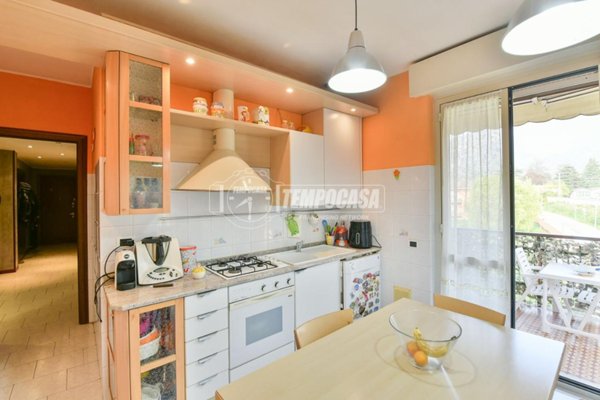 appartamento in vendita a Canzo