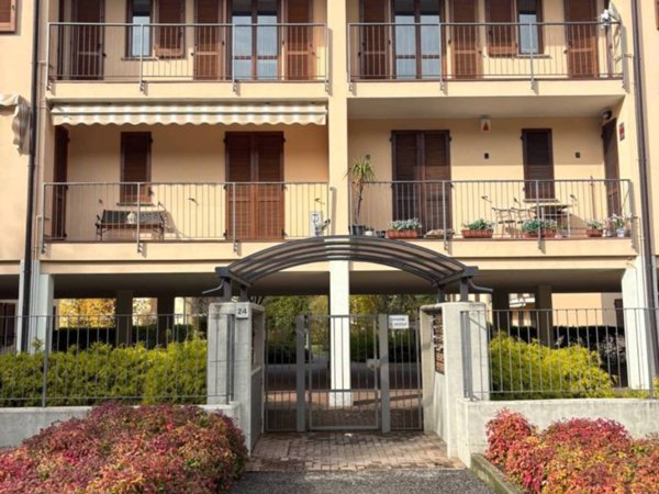 appartamento in vendita a Canzo