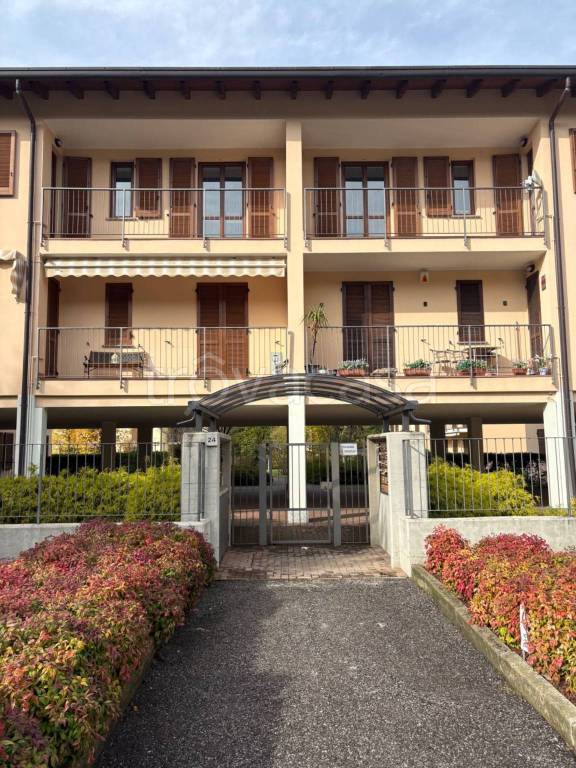 appartamento in vendita a Canzo