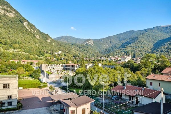 appartamento in vendita a Canzo