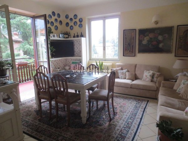 appartamento in vendita a Canzo