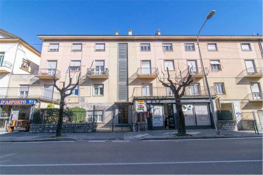 appartamento in vendita a Canzo