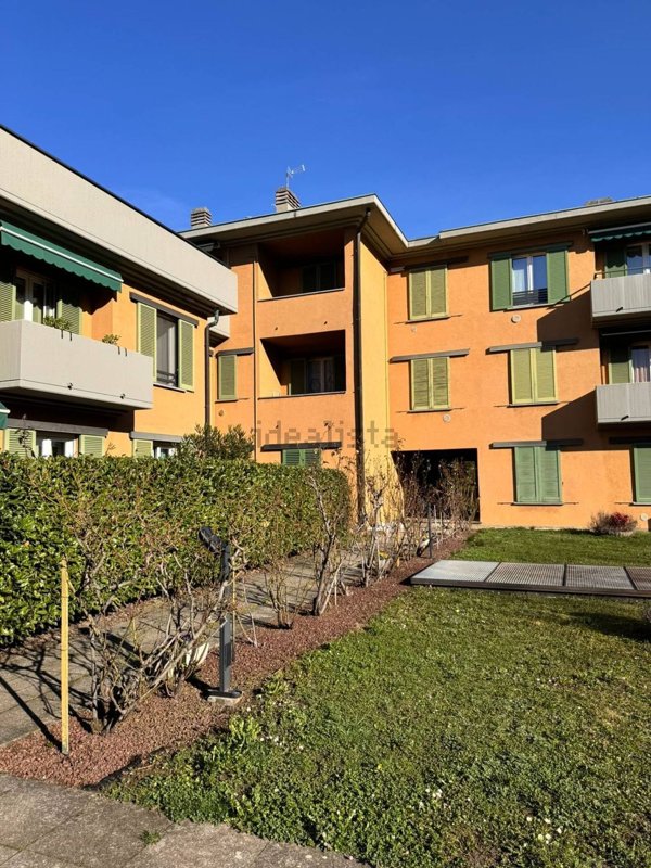 ufficio in vendita a Canzo