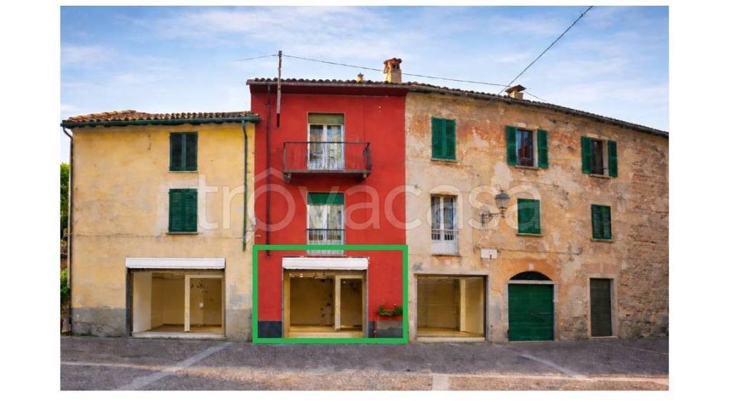 appartamento in vendita a Canzo