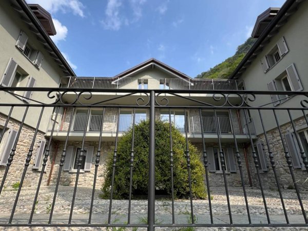 appartamento in vendita a Canzo