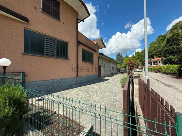 capannone in vendita a Canzo