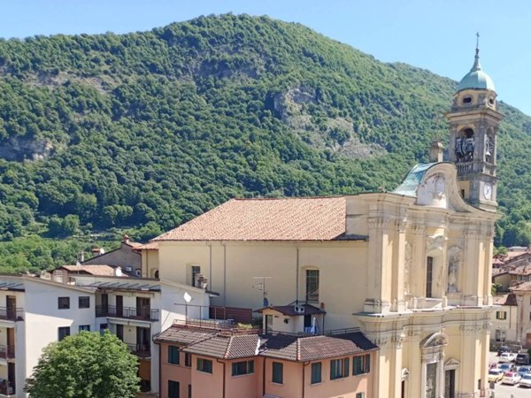 appartamento in vendita a Canzo