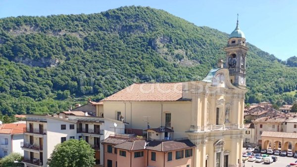 appartamento in vendita a Canzo