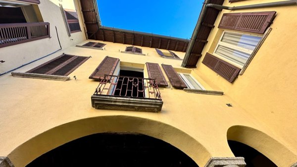 appartamento in vendita a Canzo